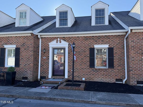 521 Hickory Road, Unit 521, Bristol, TN 37620