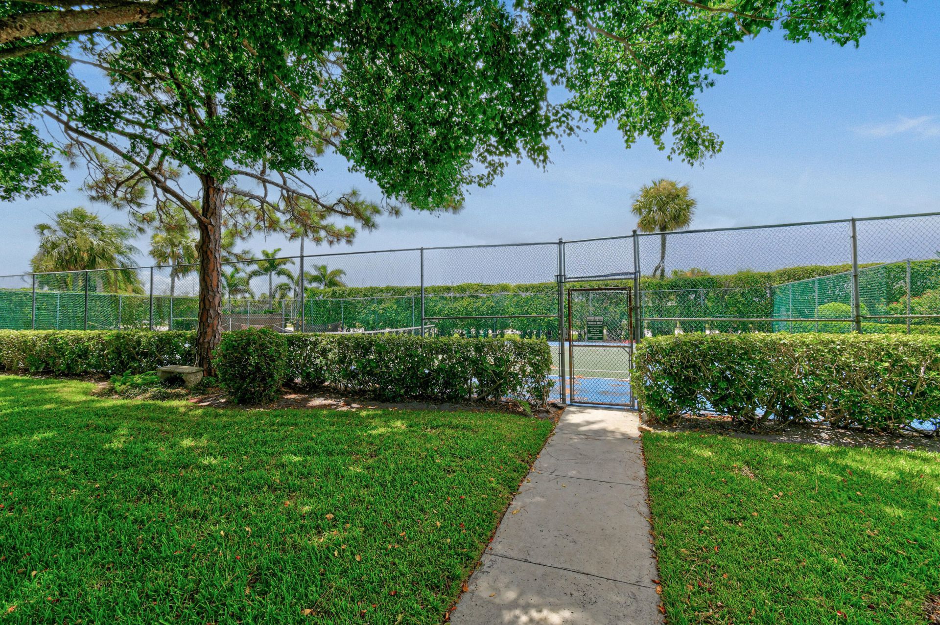 11554 Winchester Drive, Palm Beach Gardens, FL 33410 Photo