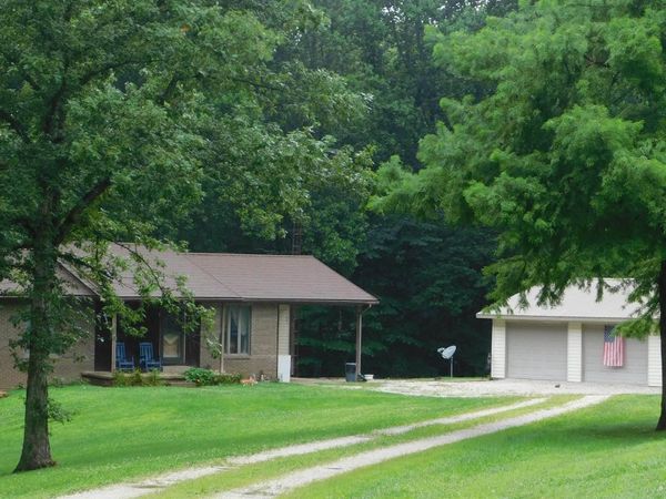 4882 N Hunter Road, Campbellsburg, IN 47108