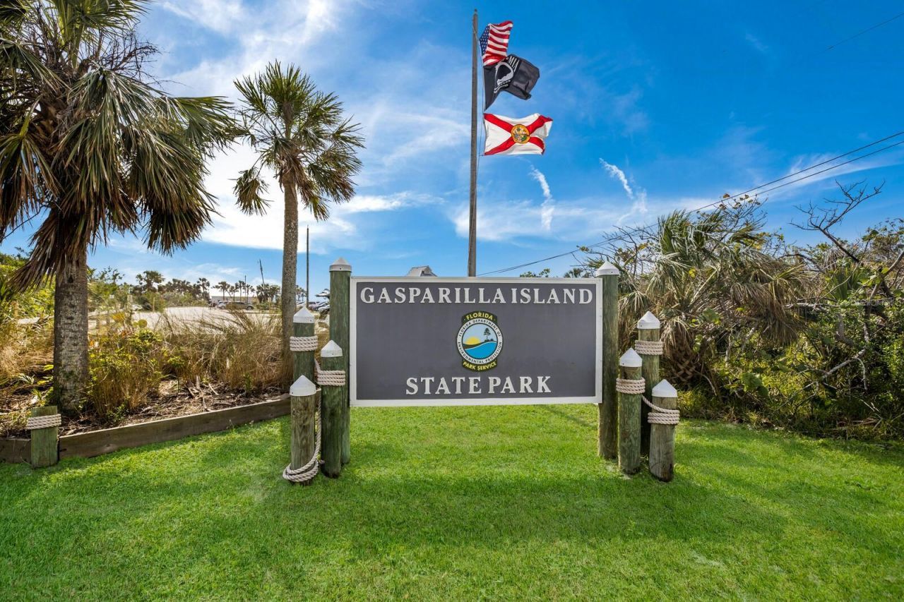 370 E Railroad Avenue, Unit 1, Boca Grande, FL 33921 Photo