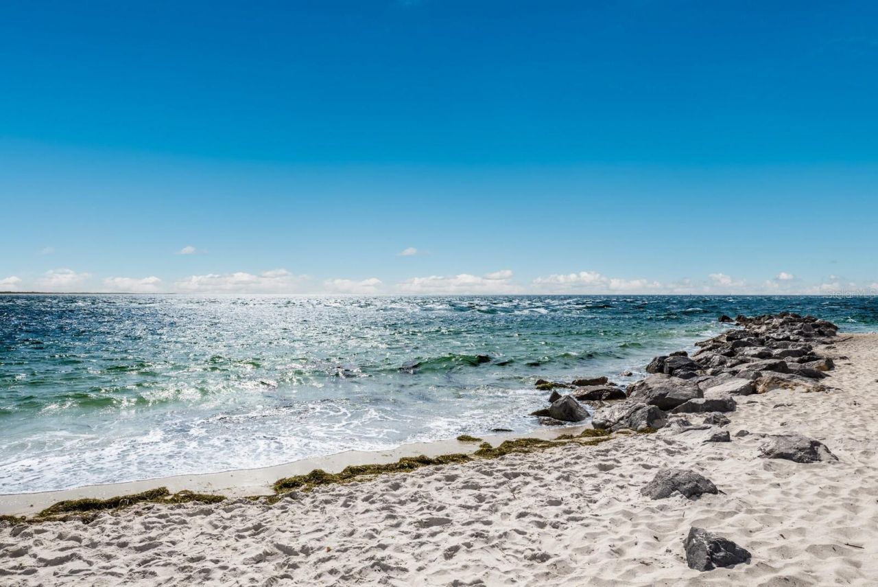 370 E Railroad Avenue, Unit 1, Boca Grande, FL 33921 Photo