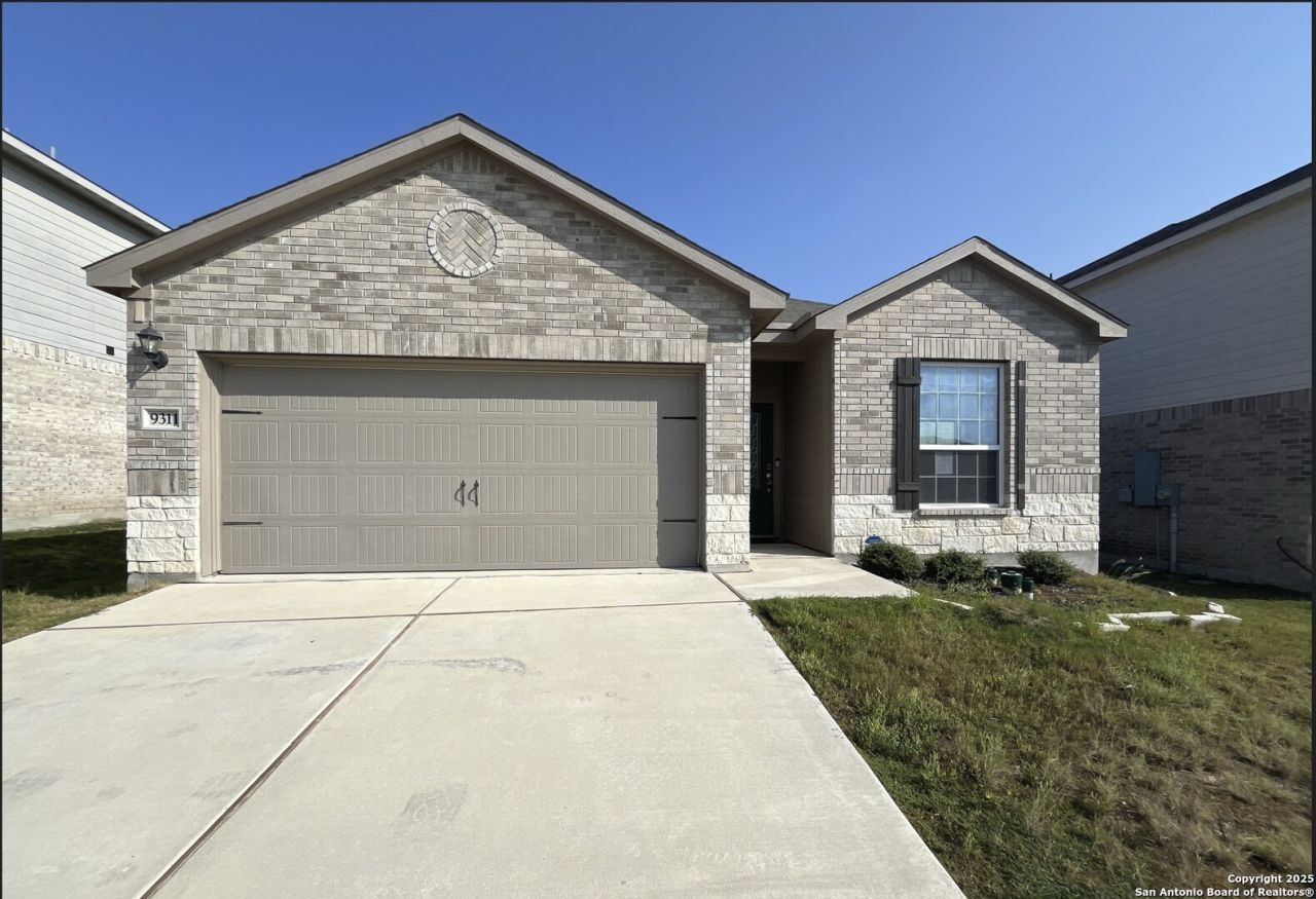 9311 Bennett Frst, Converse, TX 78109 Main Photo