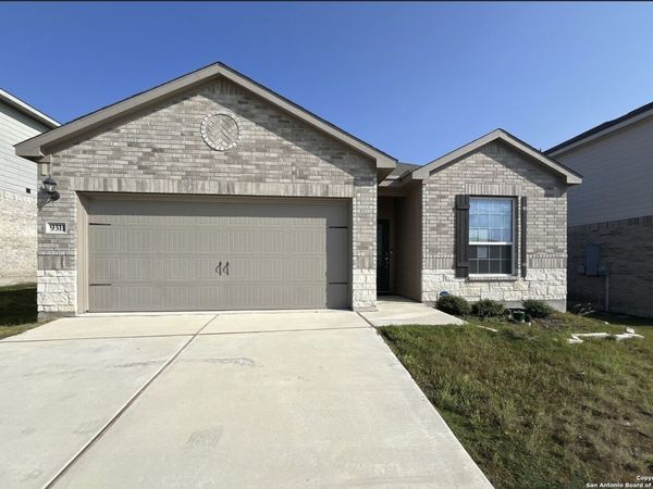 9311 Bennett Frst, Converse, TX 78109