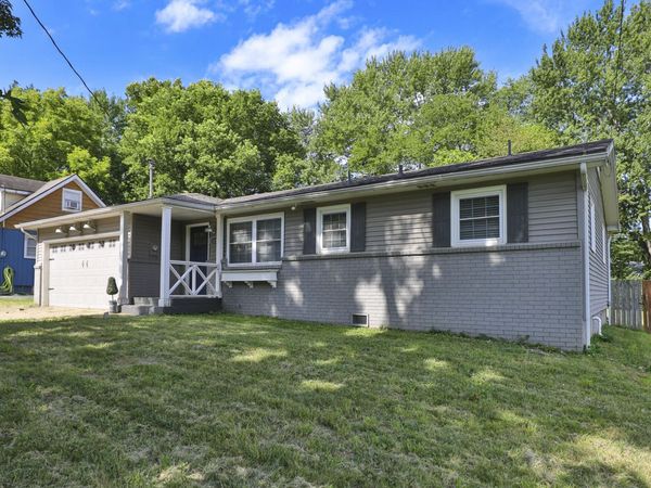 1121 S John Avenue, Springfield, MO 65804