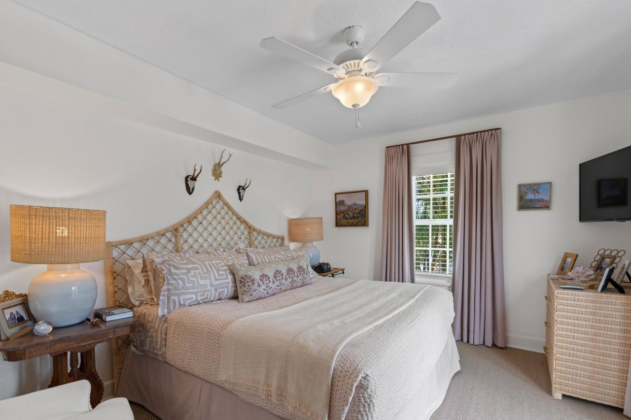 528 32nd Street, West Palm Beach, FL 33407 Photo