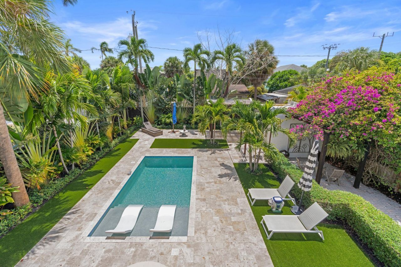 528 32nd Street, West Palm Beach, FL 33407 Photo