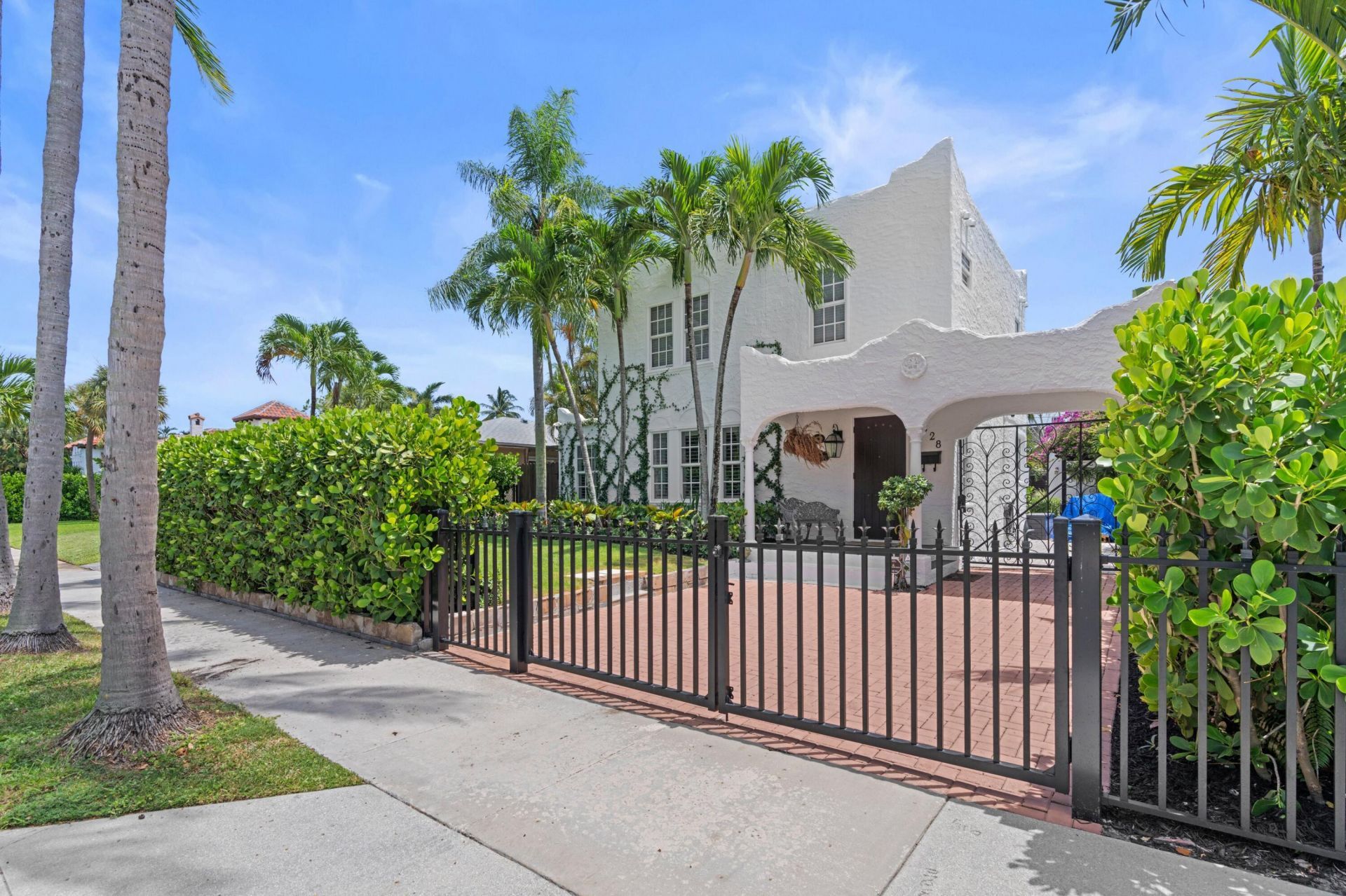 528 32nd Street, West Palm Beach, FL 33407 Photo