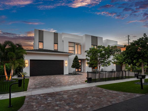 499 NE 4th Street, Boca Raton, FL 33432