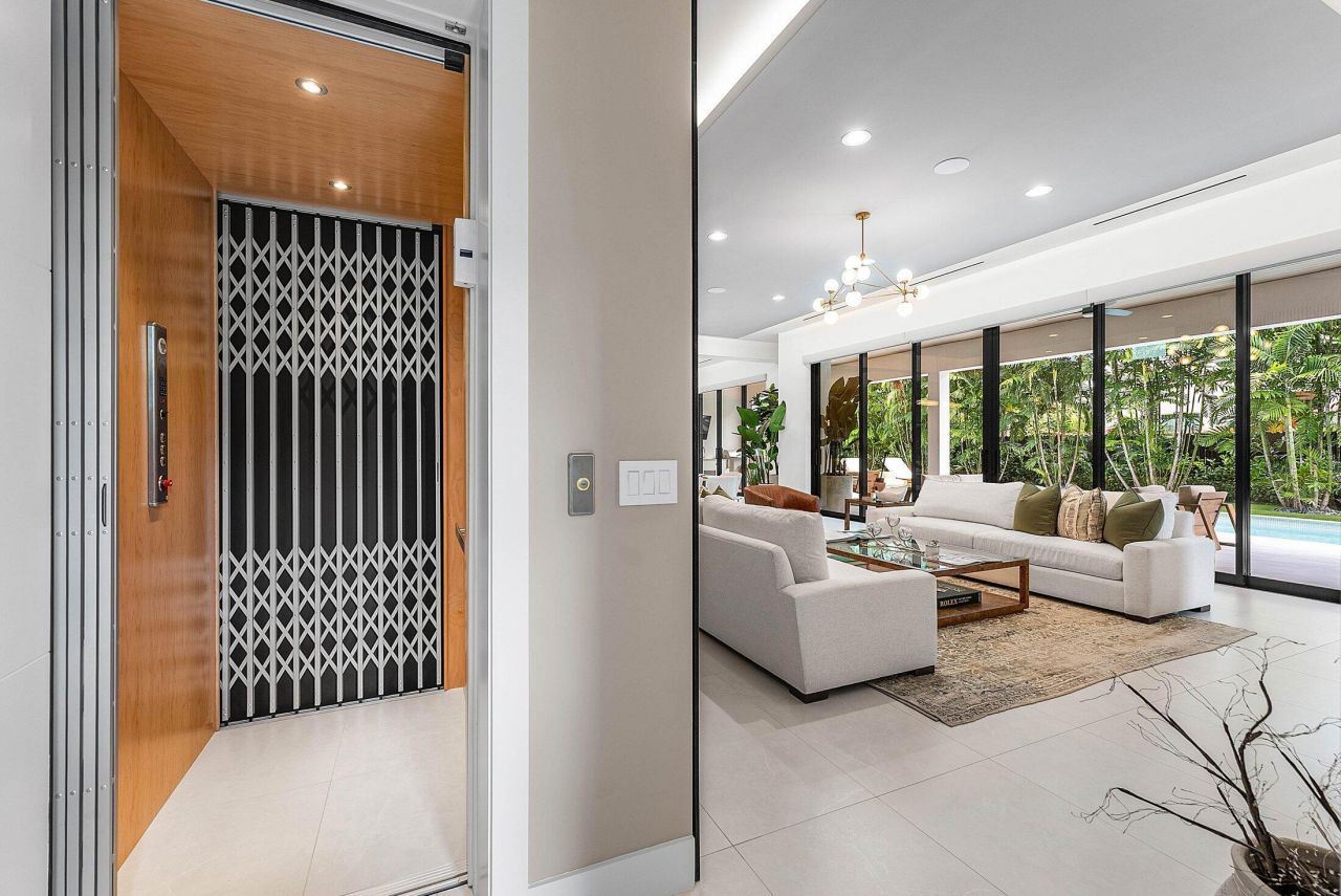 499 NE 4th Street, Boca Raton, FL 33432 Photo