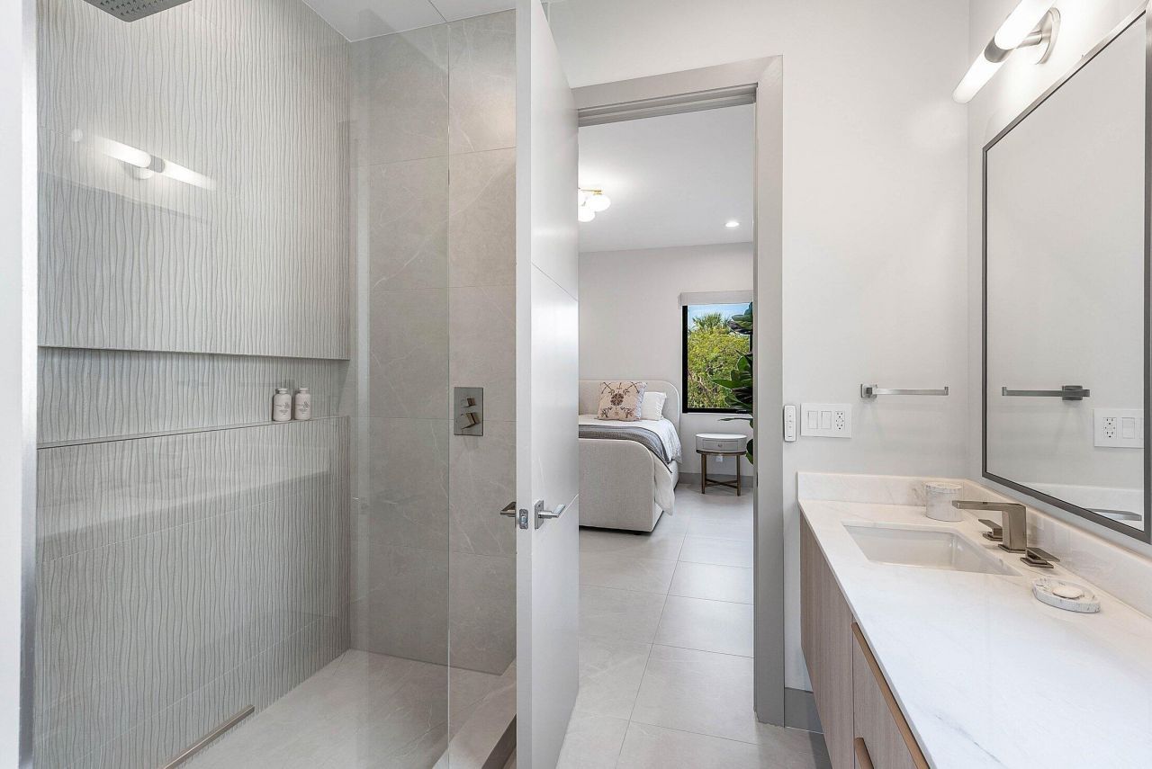 499 NE 4th Street, Boca Raton, FL 33432 Photo