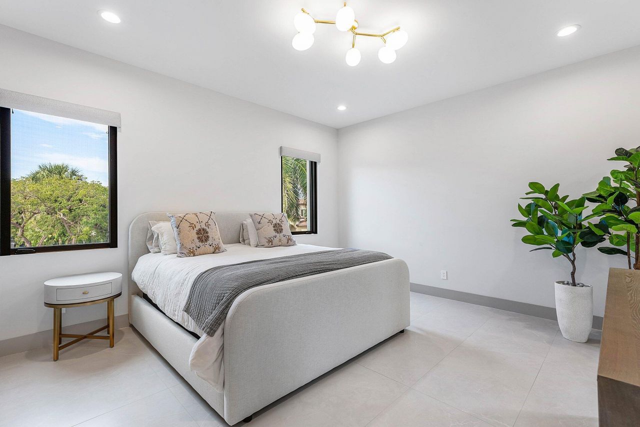 499 NE 4th Street, Boca Raton, FL 33432 Photo