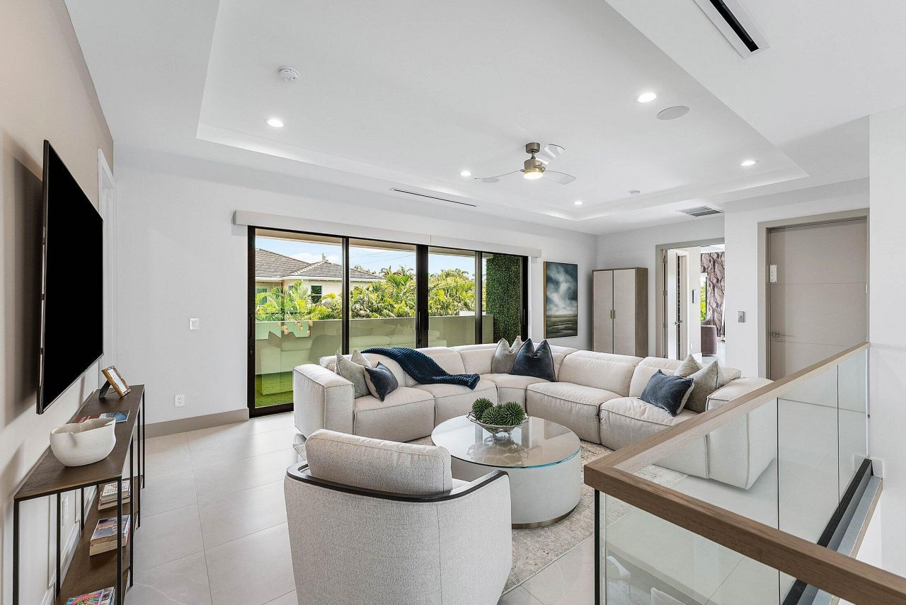 499 NE 4th Street, Boca Raton, FL 33432 Photo