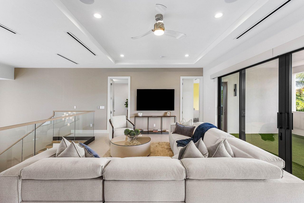 499 NE 4th Street, Boca Raton, FL 33432 Photo