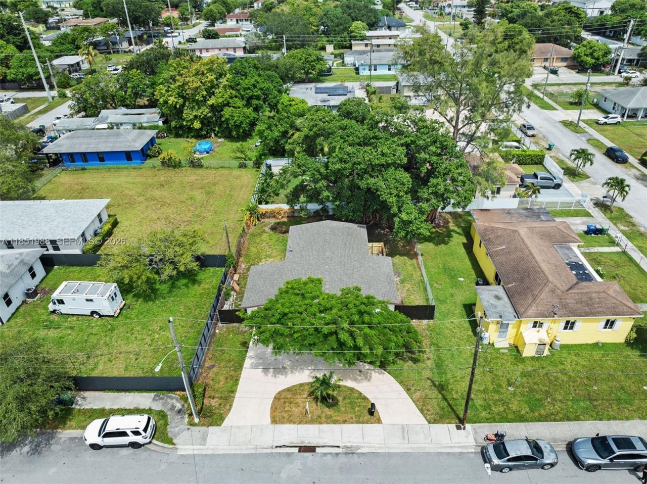 6965 NW 21st Ct, Miami, FL 33147 Photo