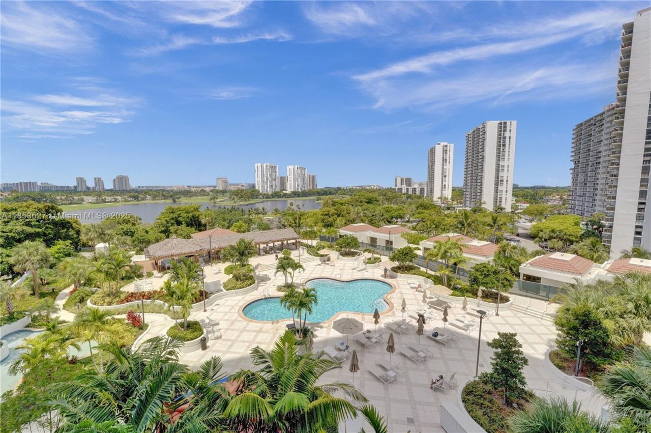 20281 E Country Club Dr, Unit 607, Aventura, FL 33180 Photo