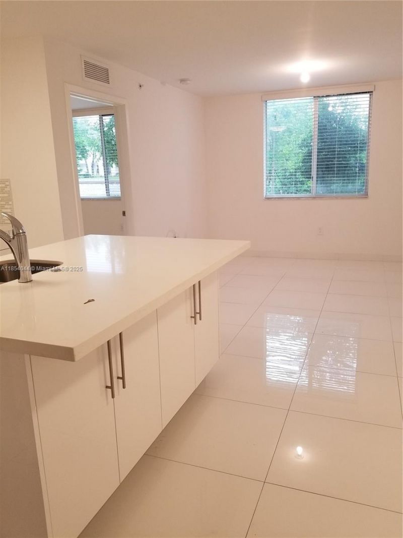 2651 NE 212th Ter, Unit 103, Miami, FL 33180 Photo
