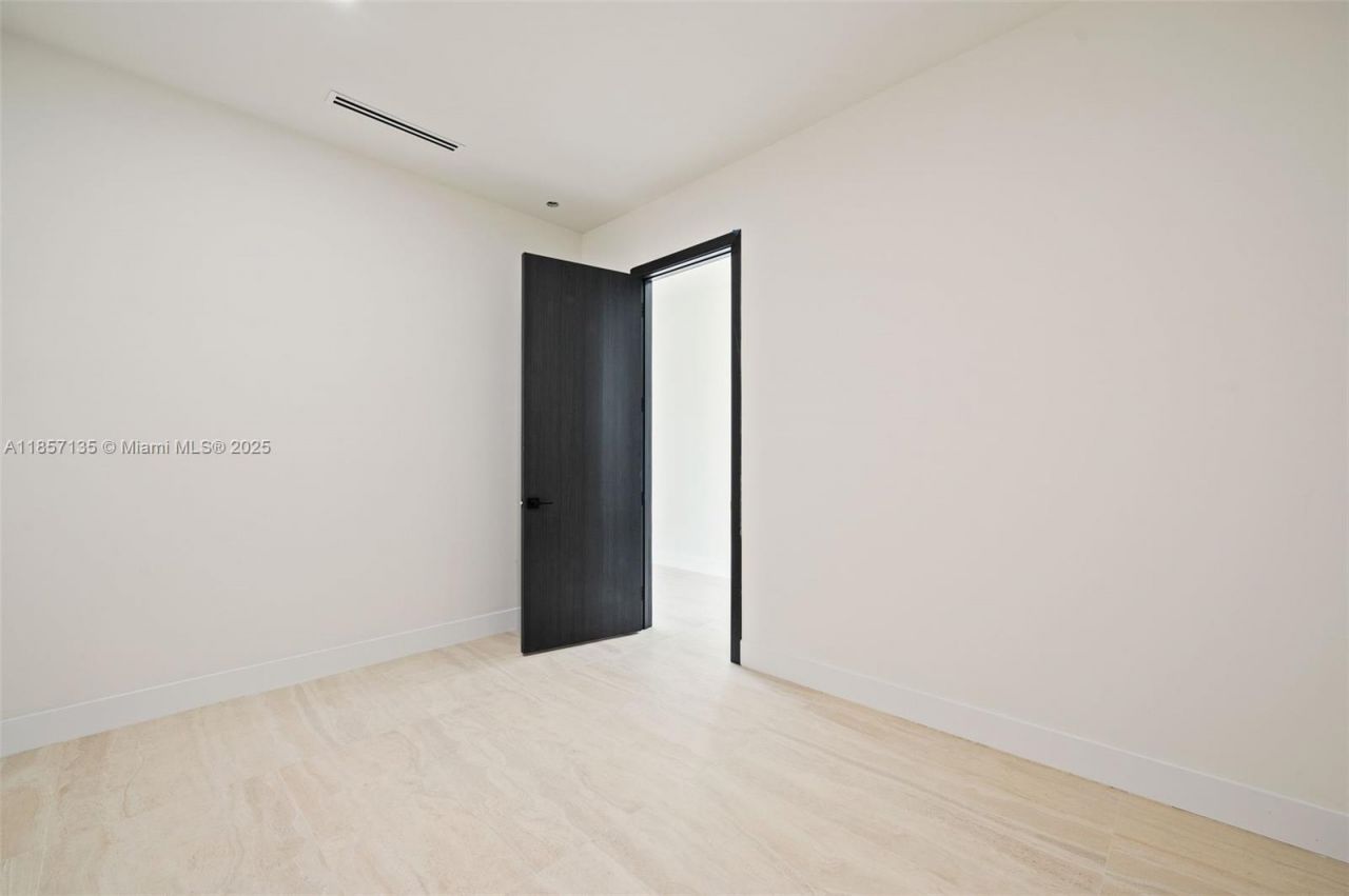 2940 SW 63rd Ave, Miami, FL 33155 Photo