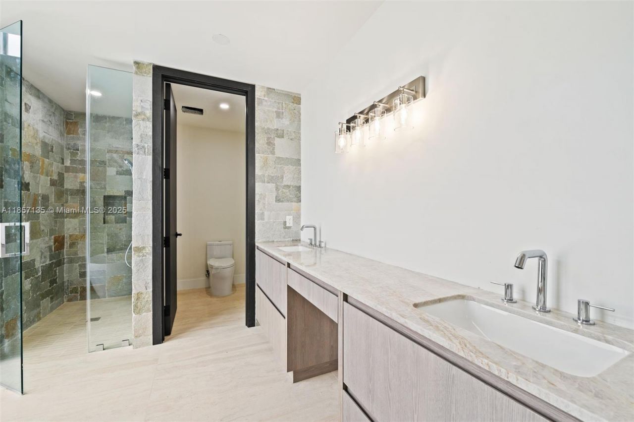 2940 SW 63rd Ave, Miami, FL 33155 Photo