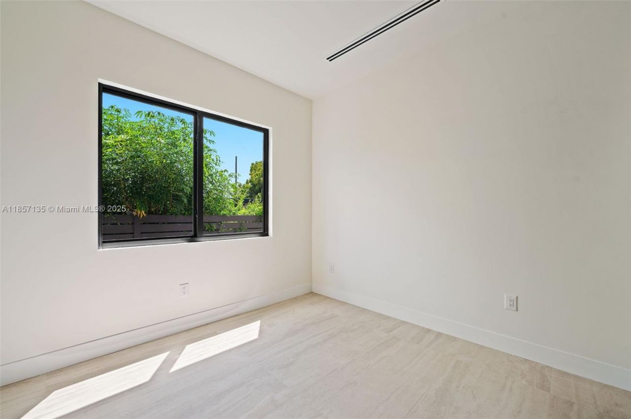 2940 SW 63rd Ave, Miami, FL 33155 Photo