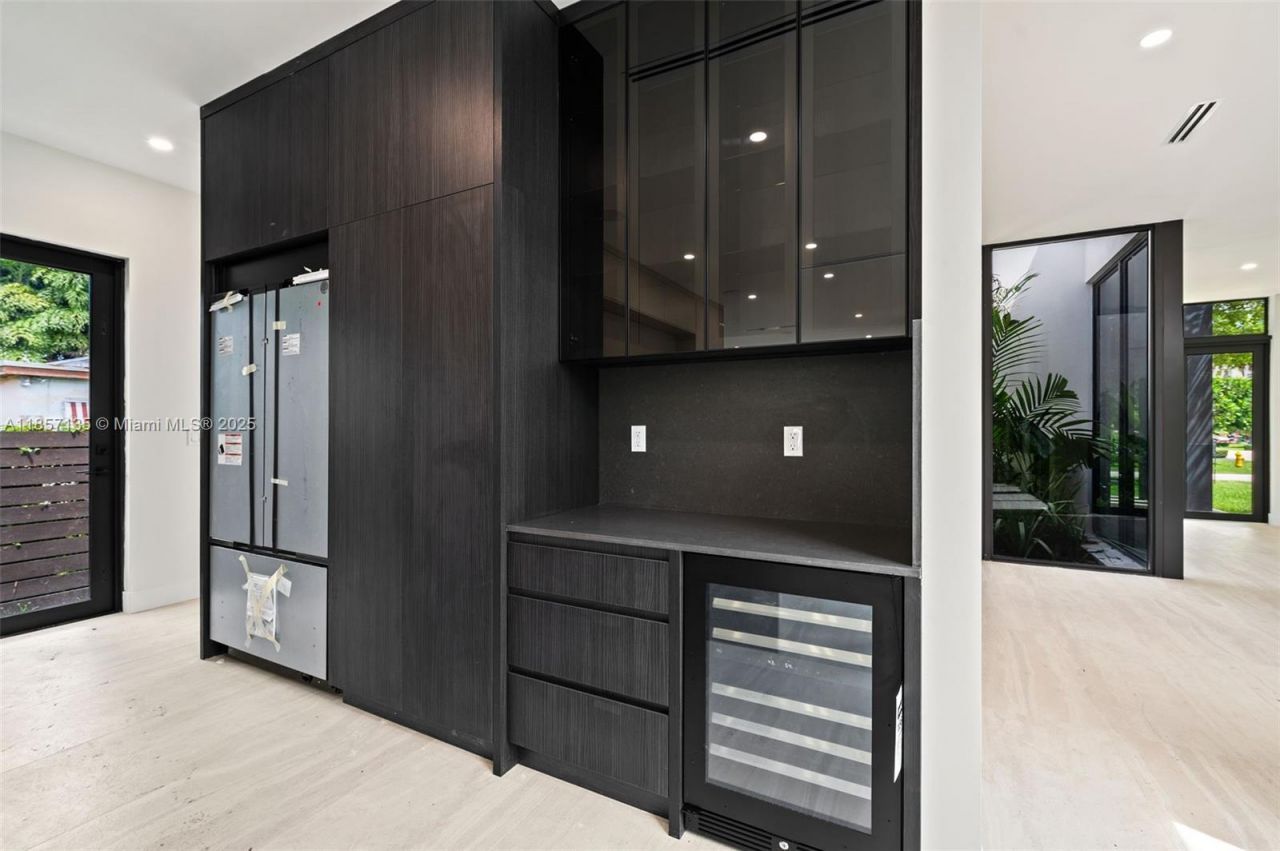 2940 SW 63rd Ave, Miami, FL 33155 Photo