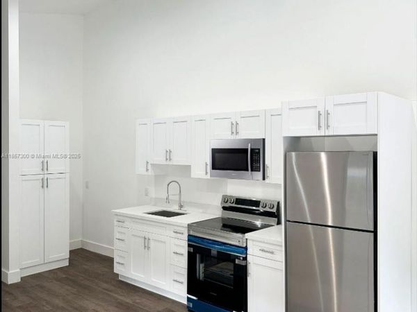 2126 NW 24th St, Unit A, Miami, FL 33142