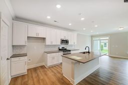 606 Wetherbrooke Way photo 4