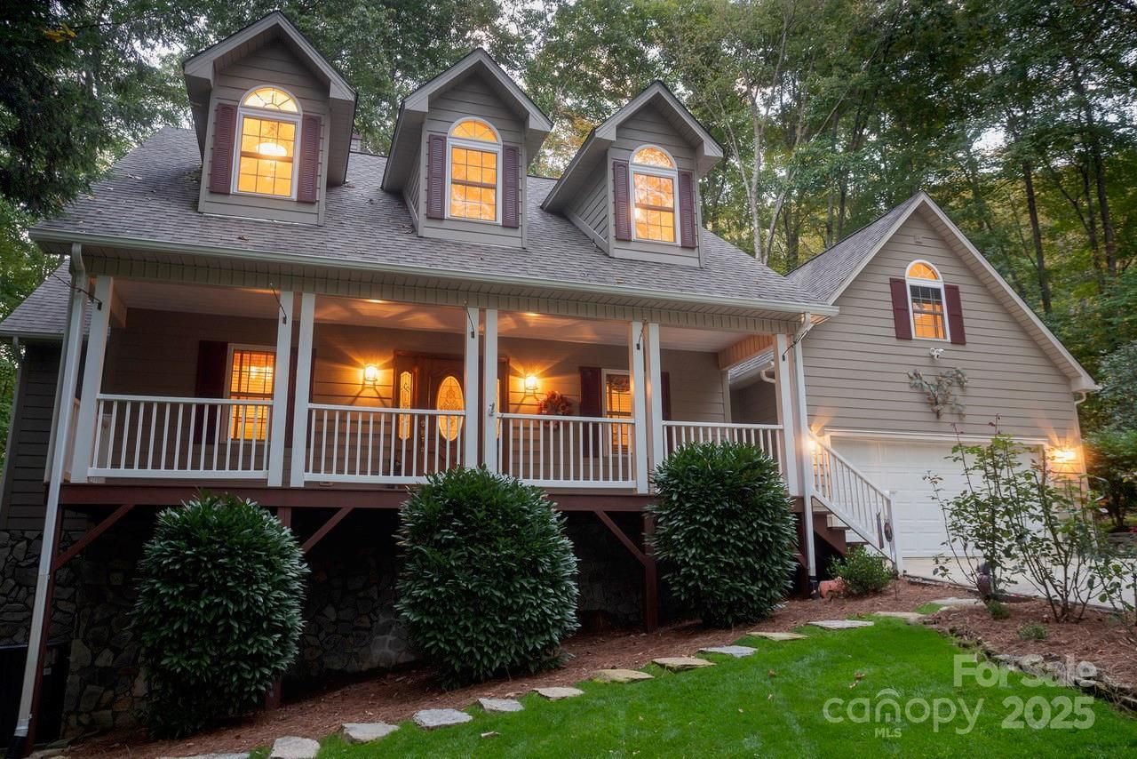 93 Hickory Drive, Maggie Valley, NC 28751 Main Photo