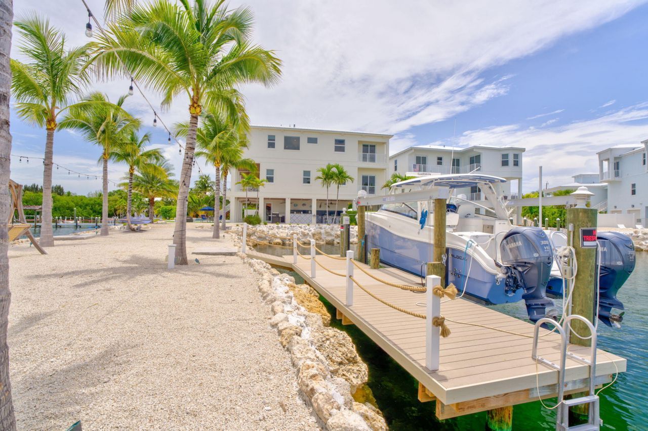 875 50th Street Gulf, Marathon, FL 33050 Photo