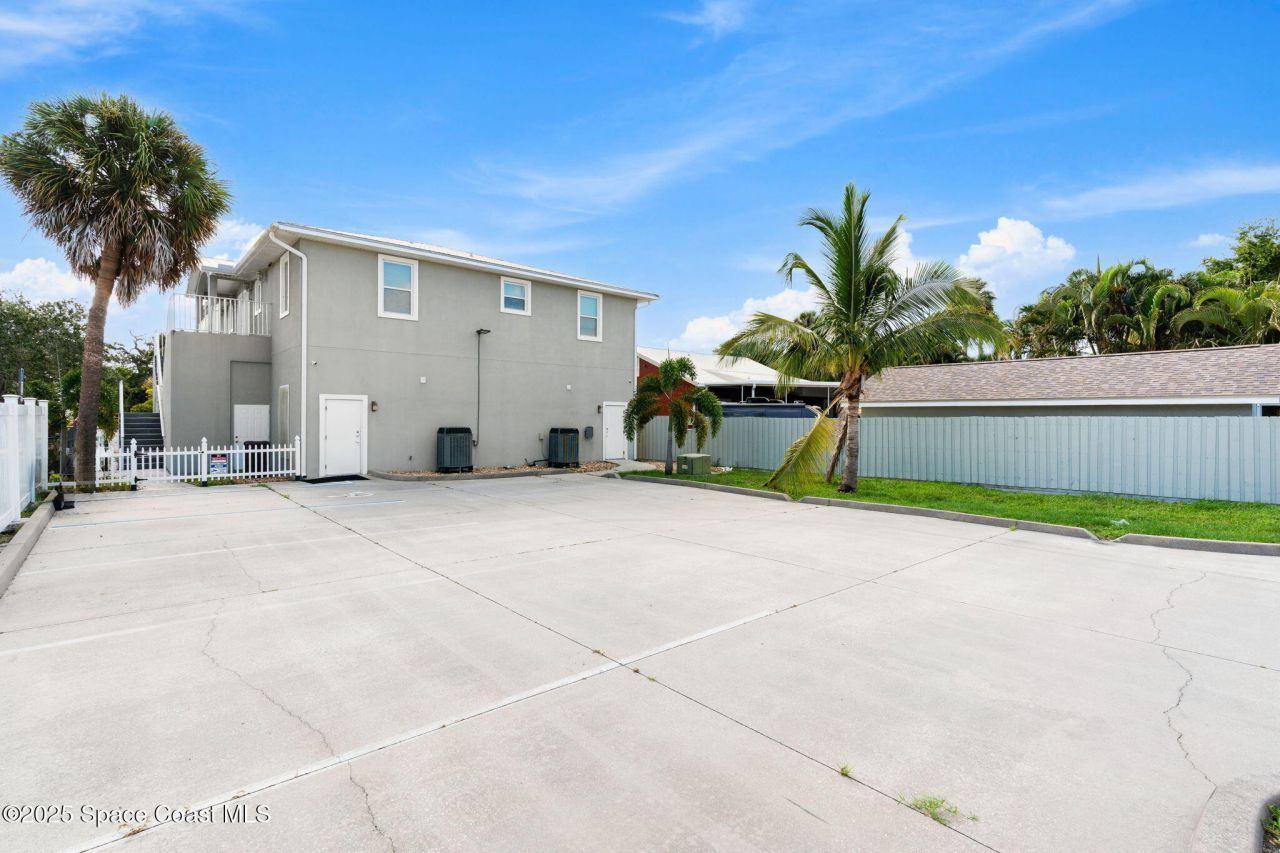 2012 Vernon Place, Melbourne, FL 32901 Photo