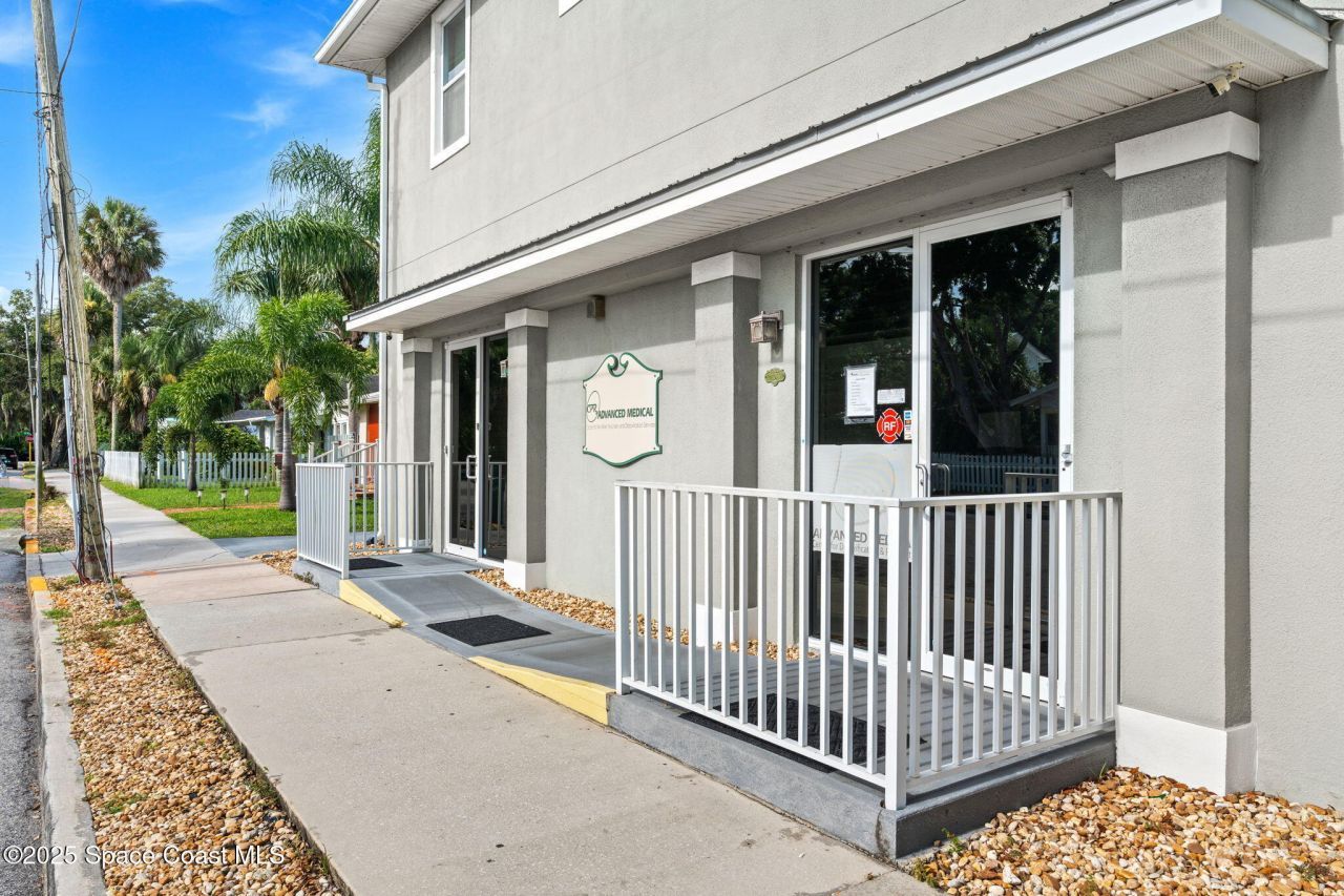 2012 Vernon Place, Melbourne, FL 32901 Photo