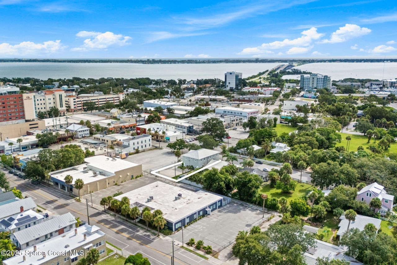 2012 Vernon Place, Melbourne, FL 32901 Photo