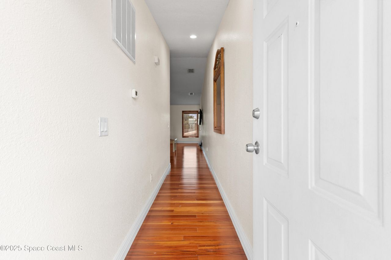 2012 Vernon Place, Melbourne, FL 32901 Photo