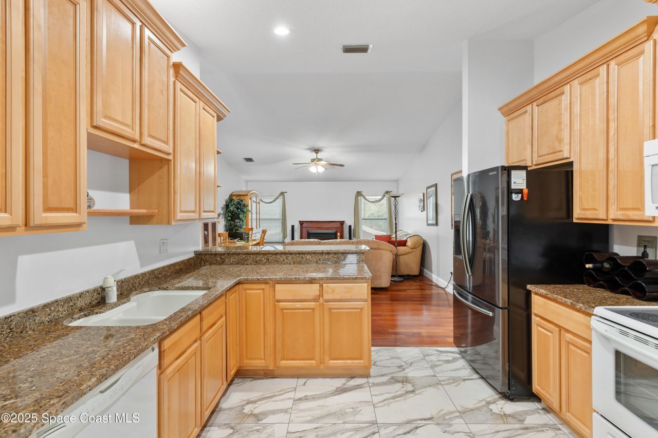 2012 Vernon Place, Melbourne, FL 32901 Photo