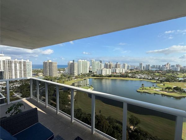 3625 N Country Club Dr, Unit PH5, Aventura, FL 33180