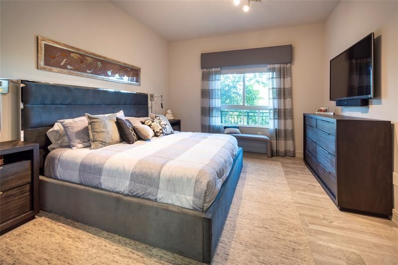 16102 Emerald Estates Drive, Unit 207, Weston, FL 33331 Photo