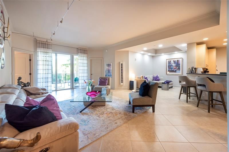 16102 Emerald Estates Drive, Unit 207, Weston, FL 33331 Photo