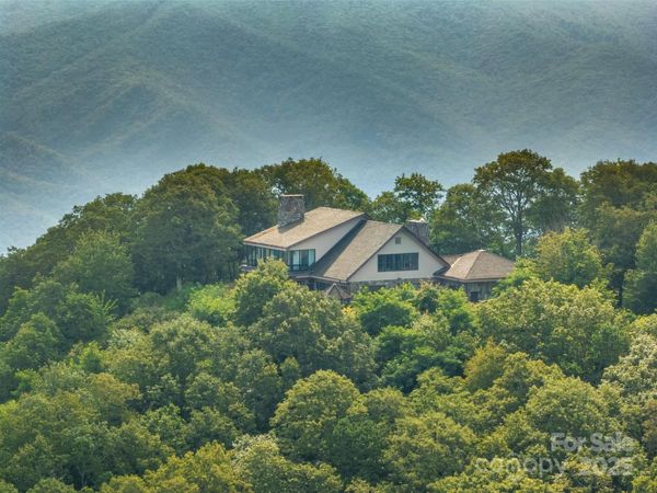2200 Camp Branch Road, Waynesville, NC 28786