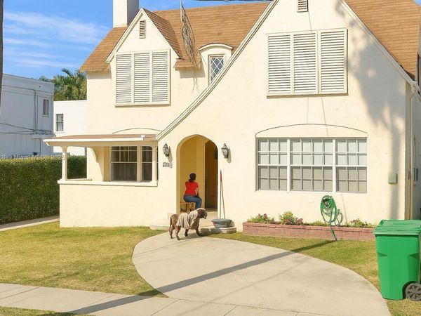 2619 SW 5th St, Miami, FL 33135