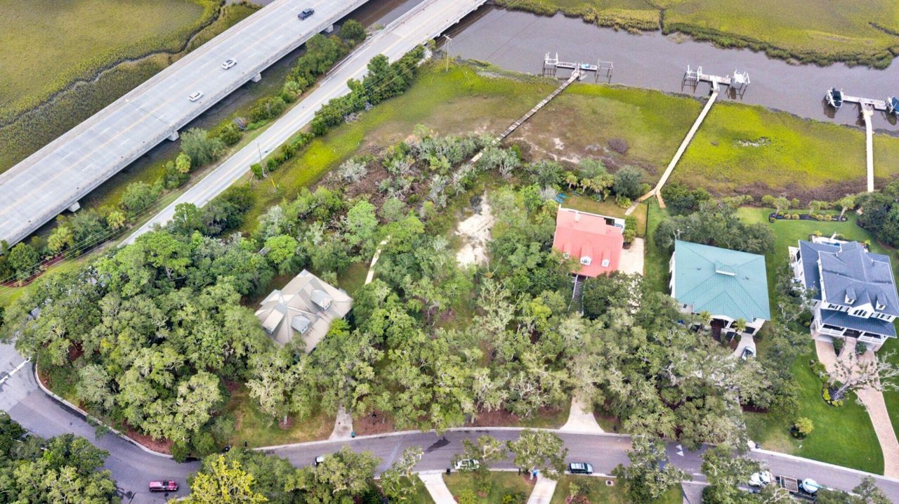 1875 Headquarters Plantation Drive Photo 12