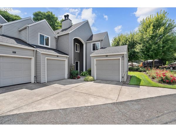 5225 JEAN RD, Unit 606, Lake Oswego, OR 97035