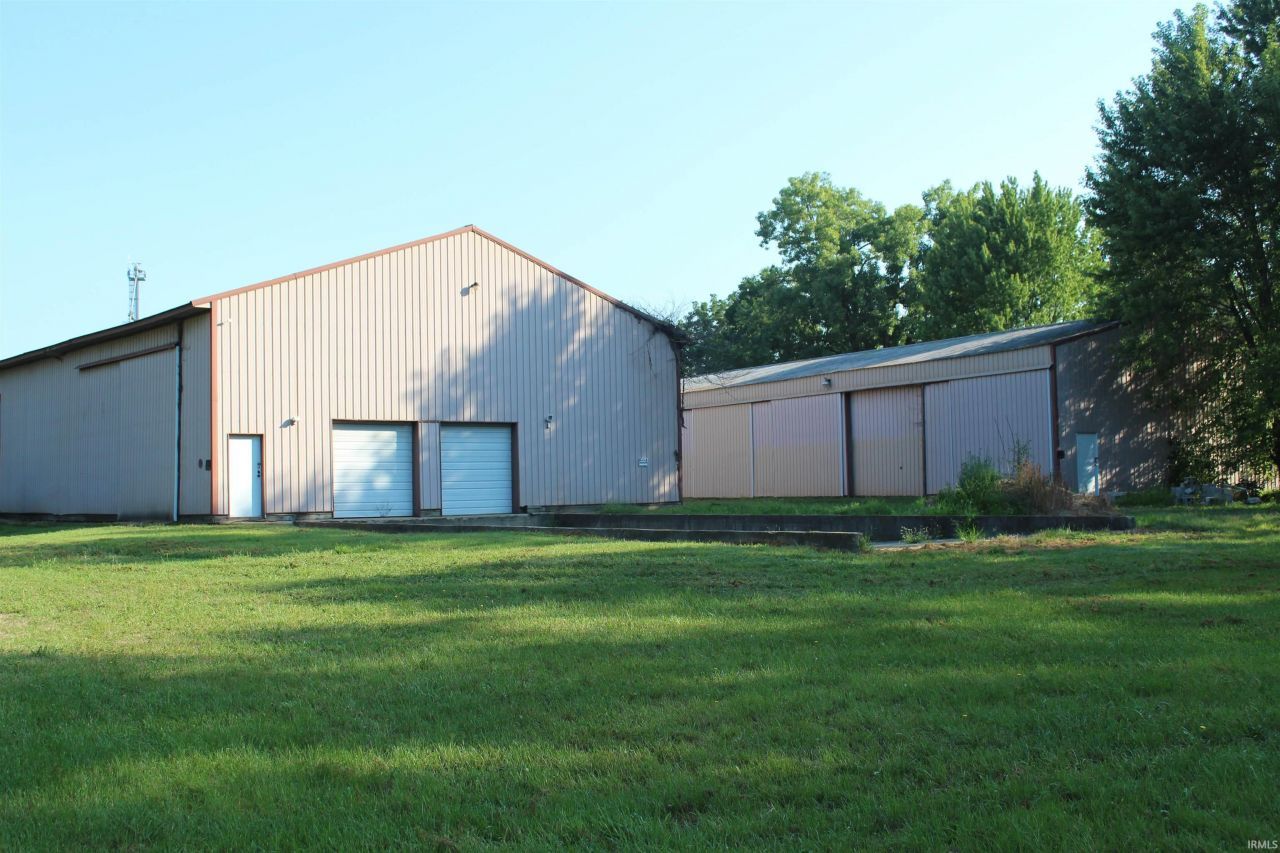 213 E South Street, Argos, IN 46501 Main Photo
