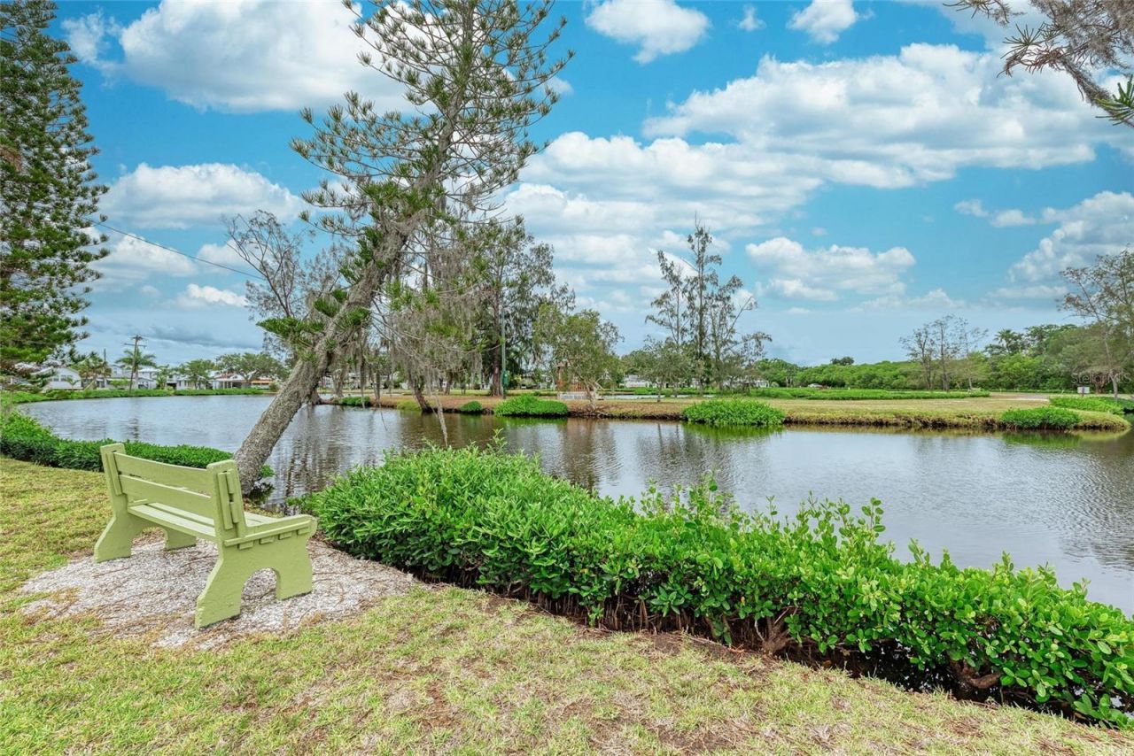 31 Seminole Drive, Bradenton, FL 34208 Photo