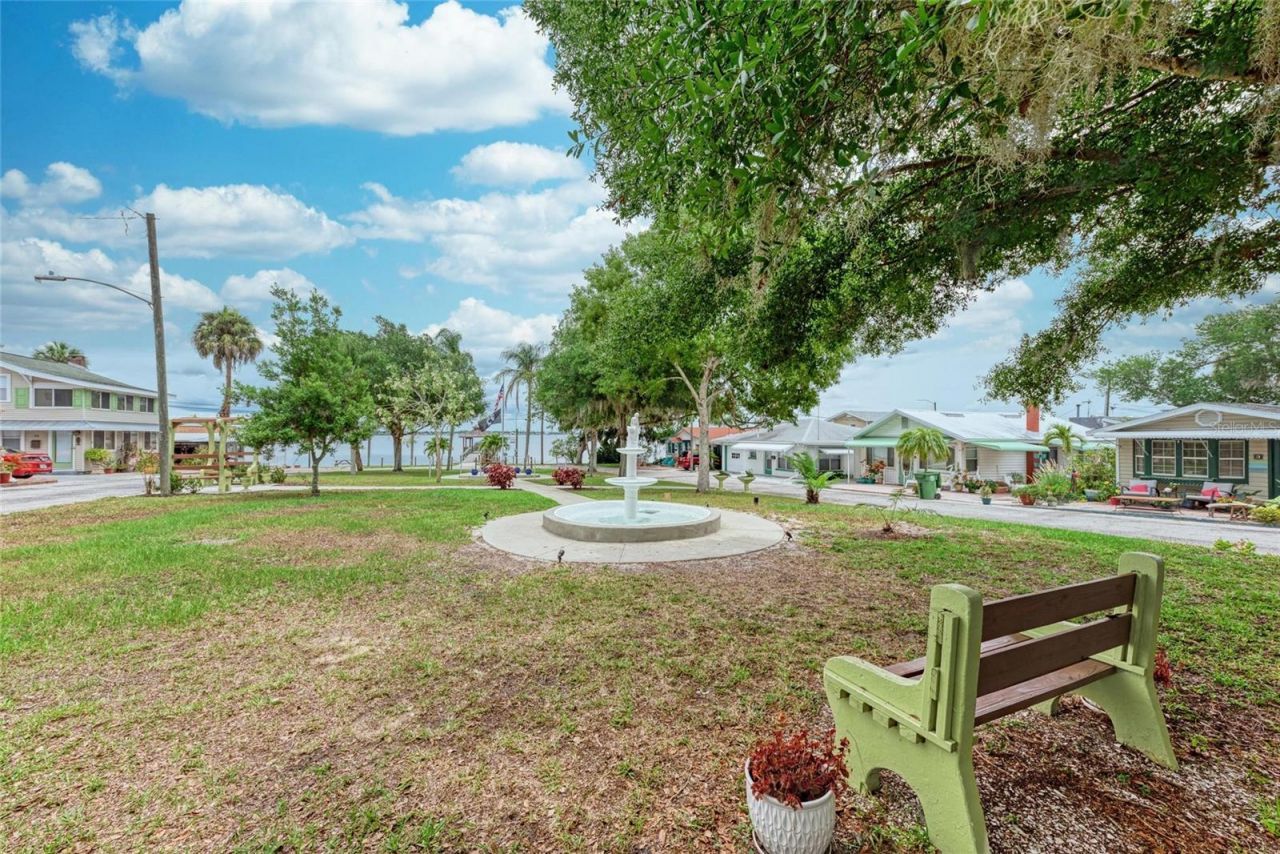 31 Seminole Drive, Bradenton, FL 34208 Photo