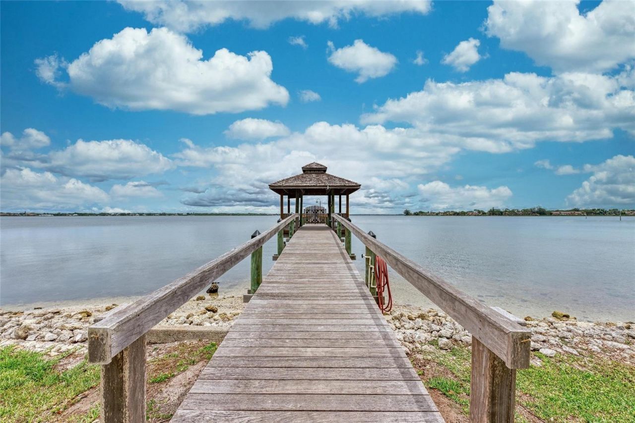 31 Seminole Drive, Bradenton, FL 34208 Photo