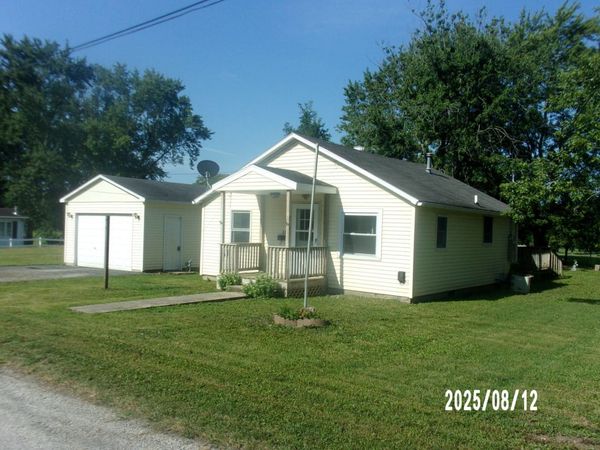 110 N Mansfield Avenue, Milford, IL 60953