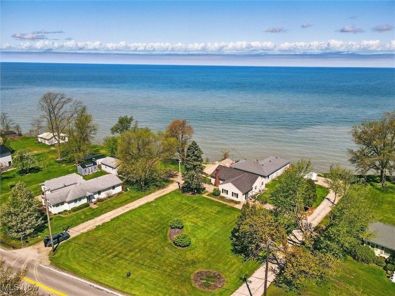 7630 Darling Avenue, Conneaut, OH 44030 Photo 12