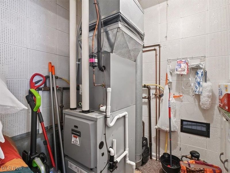 7630 Darling Avenue, Conneaut, OH 44030 Photo 37