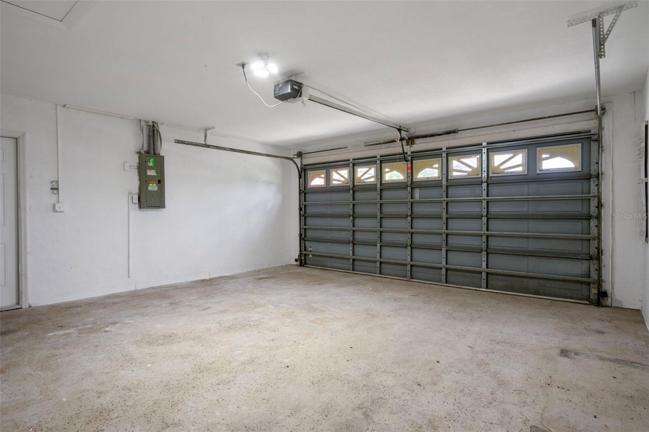 9910 Island Harbor Drive, Port Richey, FL 34668 Photo