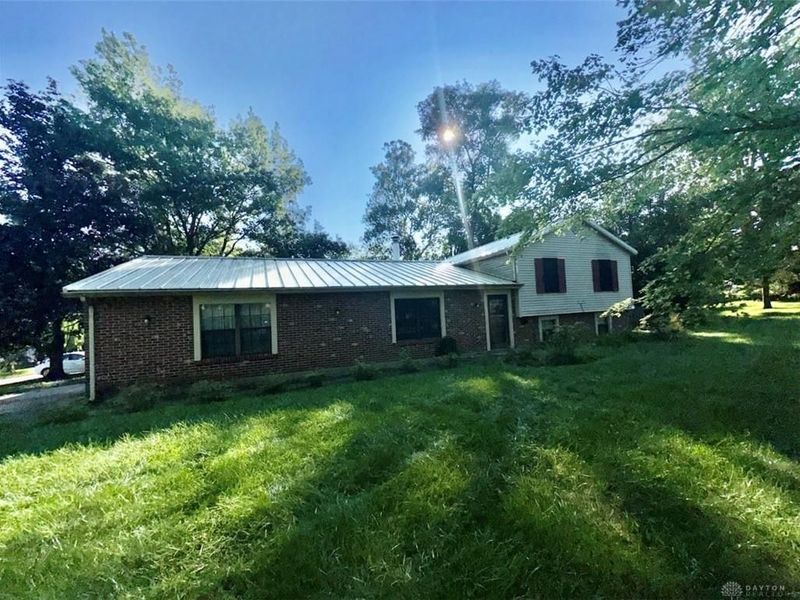 3764 Woodbrook Way, Beavercreek, OH 45430 Photo 2