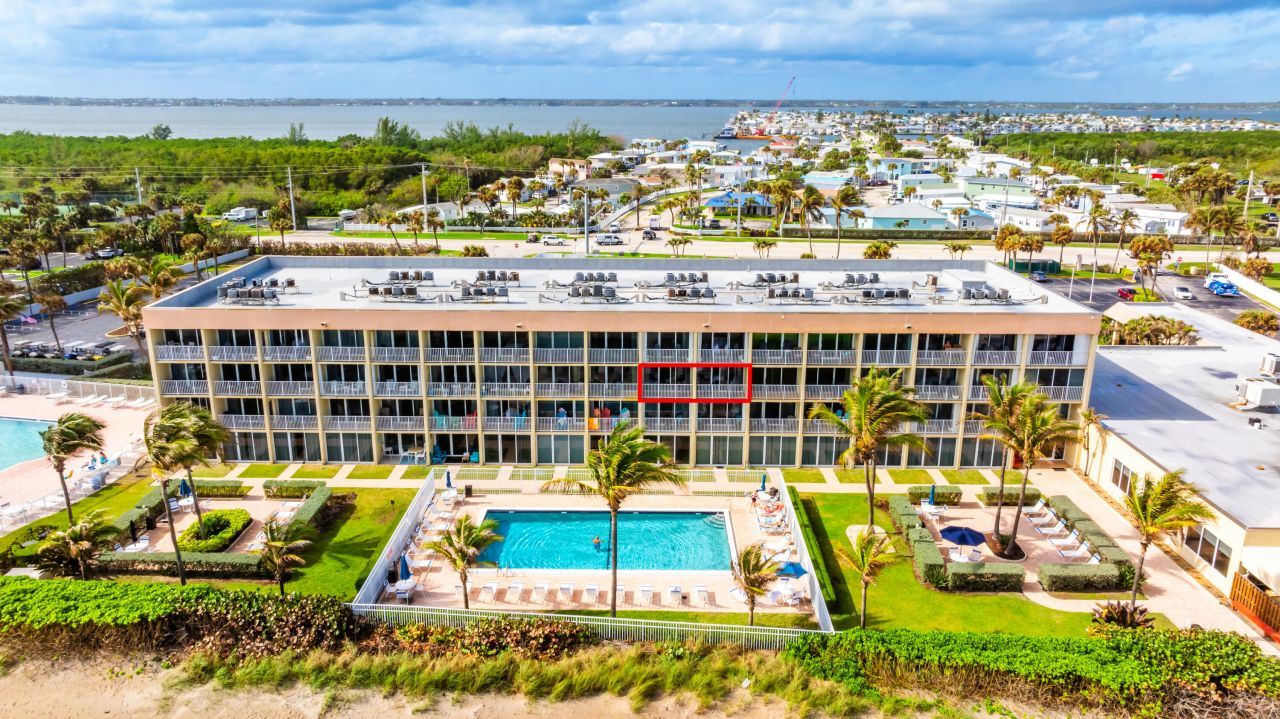 9800 S Ocean Drive, Unit 304, Jensen Beach, FL 34957 Photo